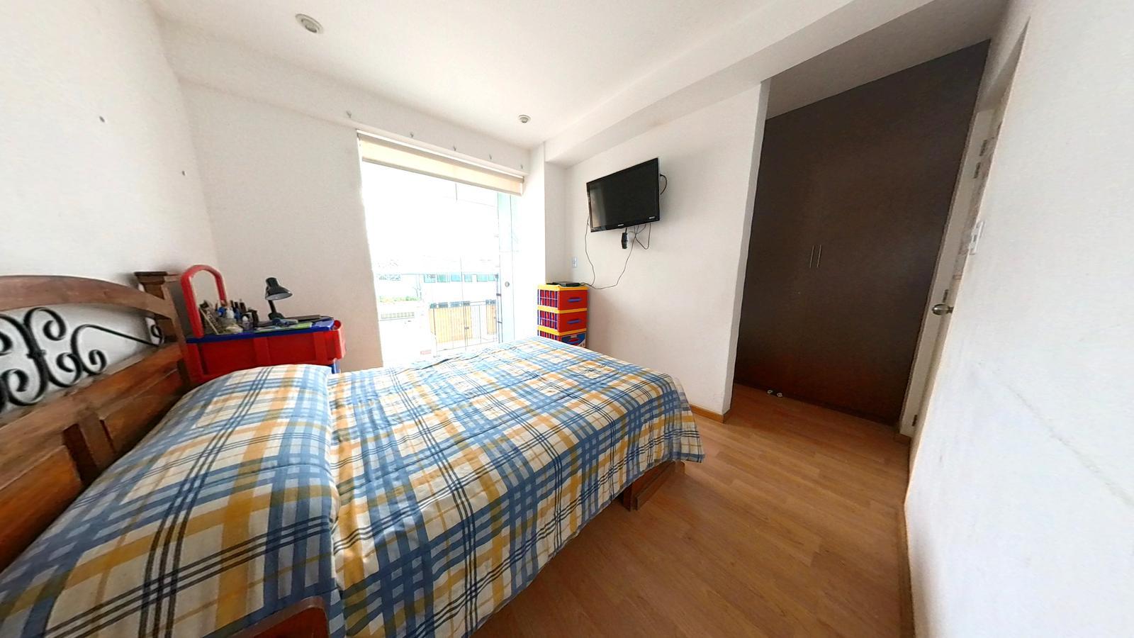 VENTA DE LINDO DEPARTAMENTO 2° PISO EN JACARANDAS, URB. SANTA VICTORIA